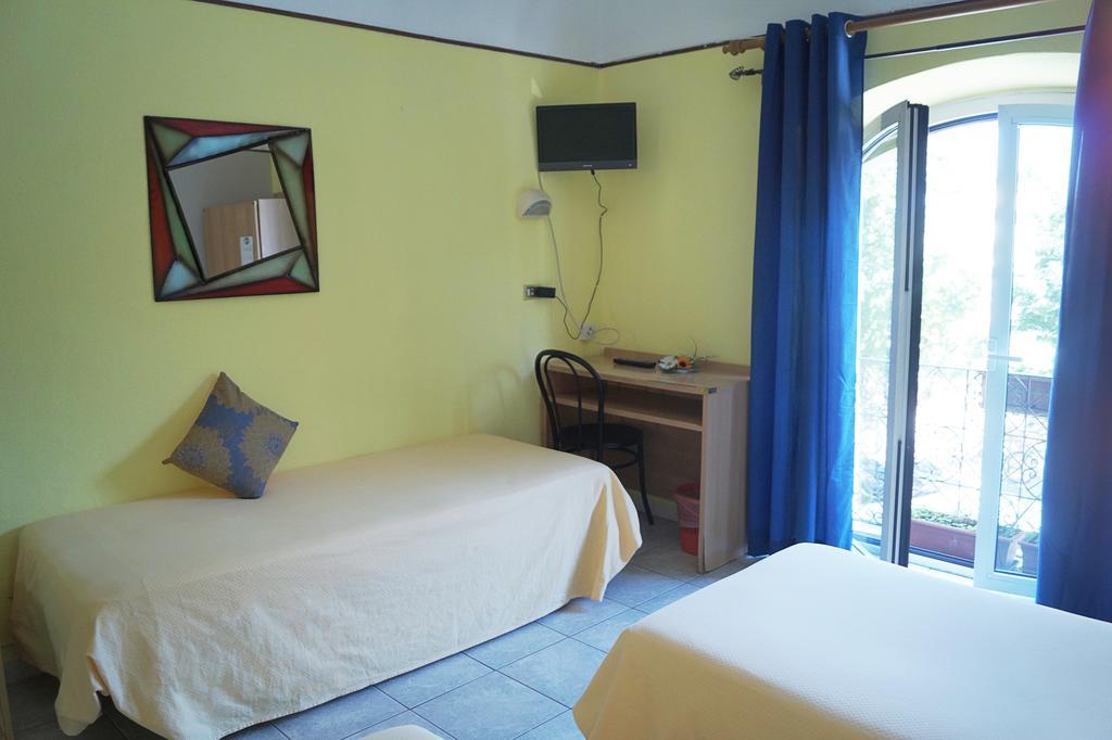 Hotel Stazione نوفارا المظهر الخارجي الصورة
